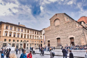 Medici chapels apartment, near the Duomo!!
